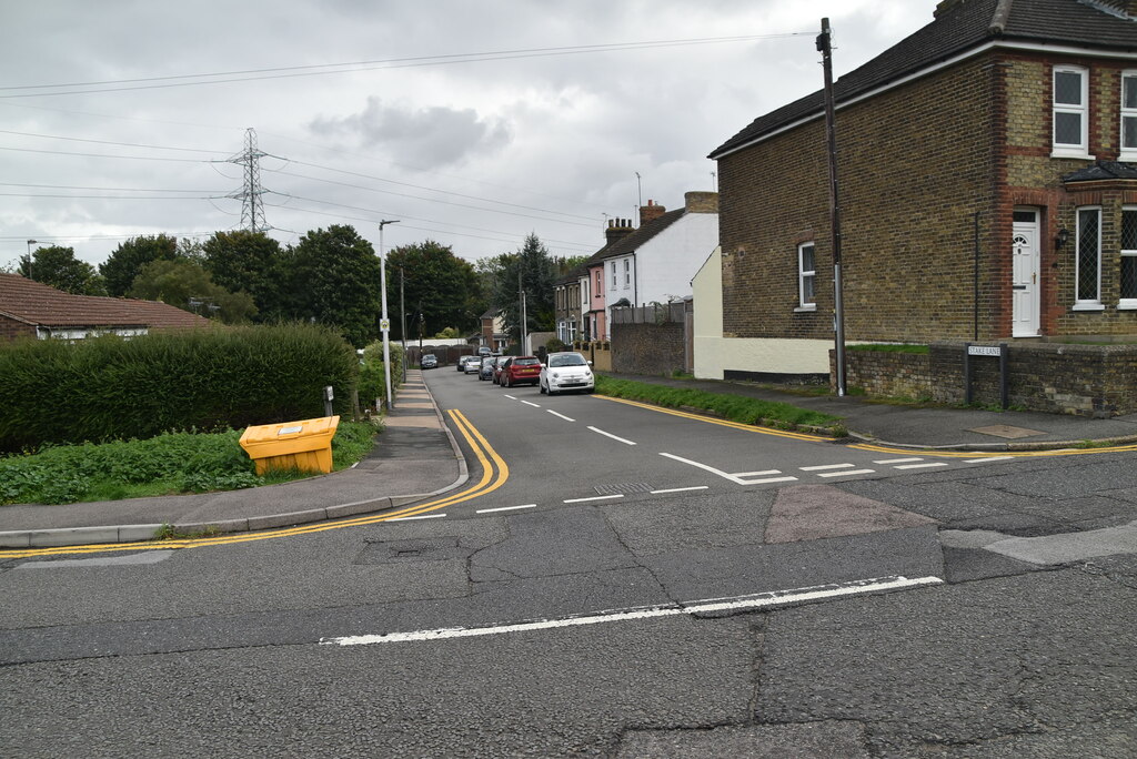 Stake Lane © N Chadwick cc-by-sa/2.0 :: Geograph Britain and Ireland