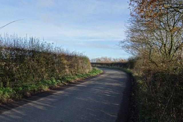 Road near White House Farm © DS Pugh :: Geograph Britain and Ireland