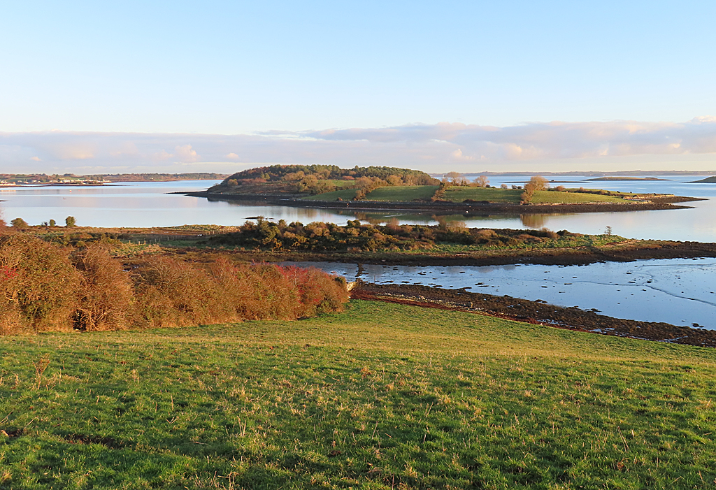 Islands in Strangford Lough © Anne Burgess cc-by-sa/2.0 :: Geograph ...