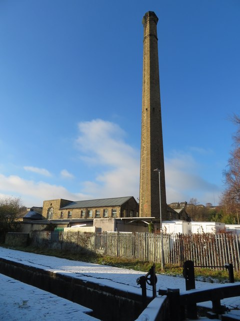 Platt (or Plat) Mill, Slaithwaite © Chris Allen cc-by-sa/2.0 ...