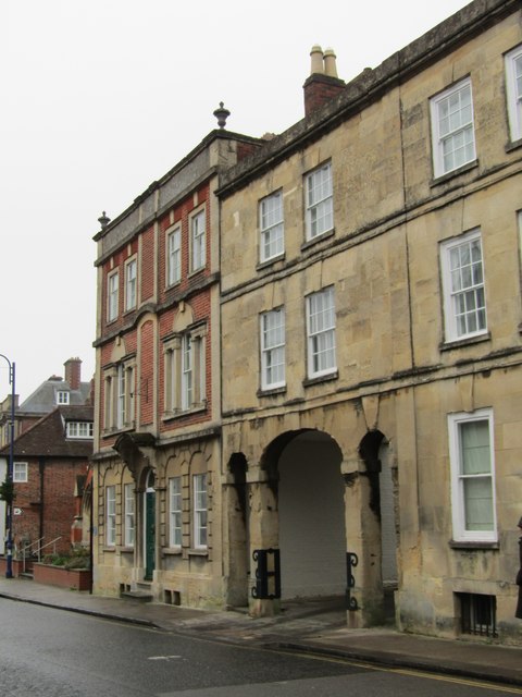 Devizes Long Street © Colin Smith Cc By Sa20 Geograph Britain