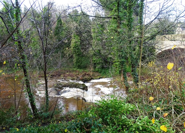 River Derwent at the bridge © Robert Graham :: Geograph Britain and Ireland