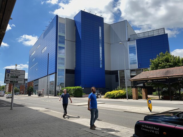 Closed Ikea store Coventry Robin Stott cc by sa 2.0 Geograph