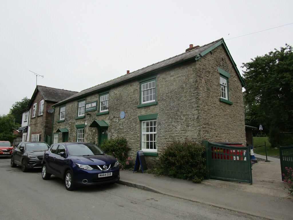 the-sun-inn-leintwardine-jonathan-thacker-geograph-britain-and