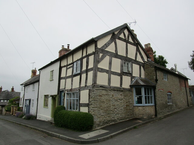 22 And 24 Watling Street, Leintwardine © Jonathan Thacker Cc-by-sa 2.0 