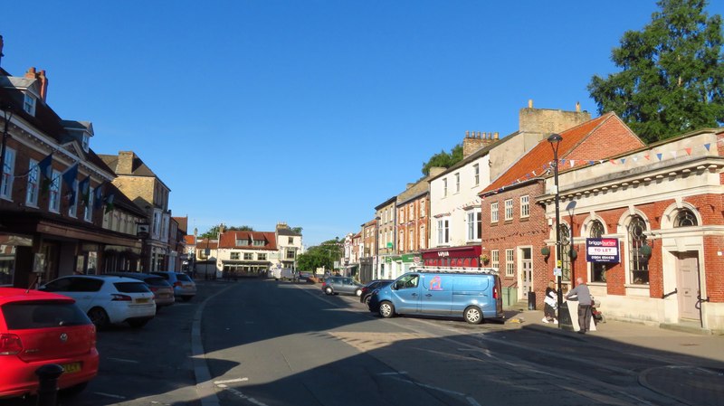 Pocklington - view southwest along... © Colin Park cc-by-sa/2.0 ...