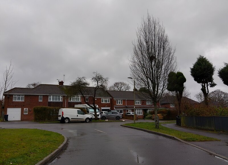 Blewbury Drive, Tilehurst © Oscar Taylor cc-by-sa/2.0 :: Geograph ...