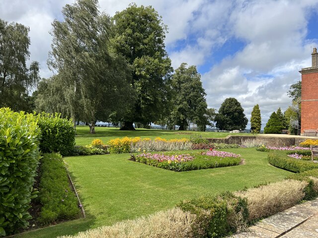 Formal garden at Hartpury House © Jonathan Hutchins :: Geograph Britain ...