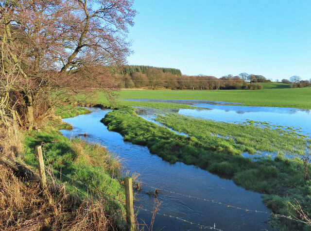 The Clattering Burn © Mary and Angus Hogg cc-by-sa/2.0 :: Geograph ...