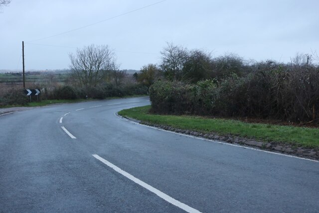 Bend on Ringstead Road, Denford © David Howard :: Geograph Britain and ...