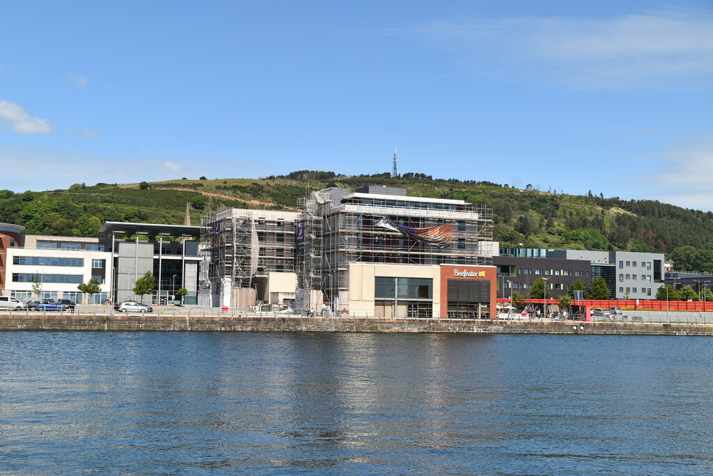 swansea-waterfront-development-n-chadwick-geograph-britain-and-ireland