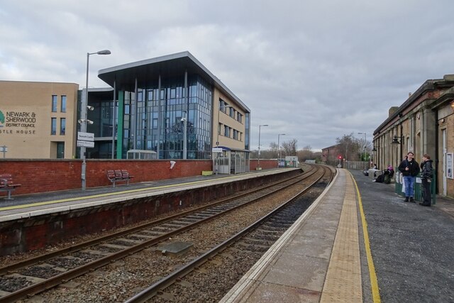 Newark Castle Railway Station © Ds Pugh :: Geograph Britain And Ireland