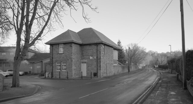 Kirkwood Hospice, Albany Road, Dalton,... © habiloid :: Geograph ...