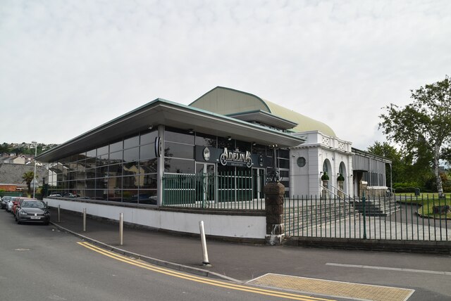 Pavilion, Victoria Park © N Chadwick cc-by-sa/2.0 :: Geograph Britain ...