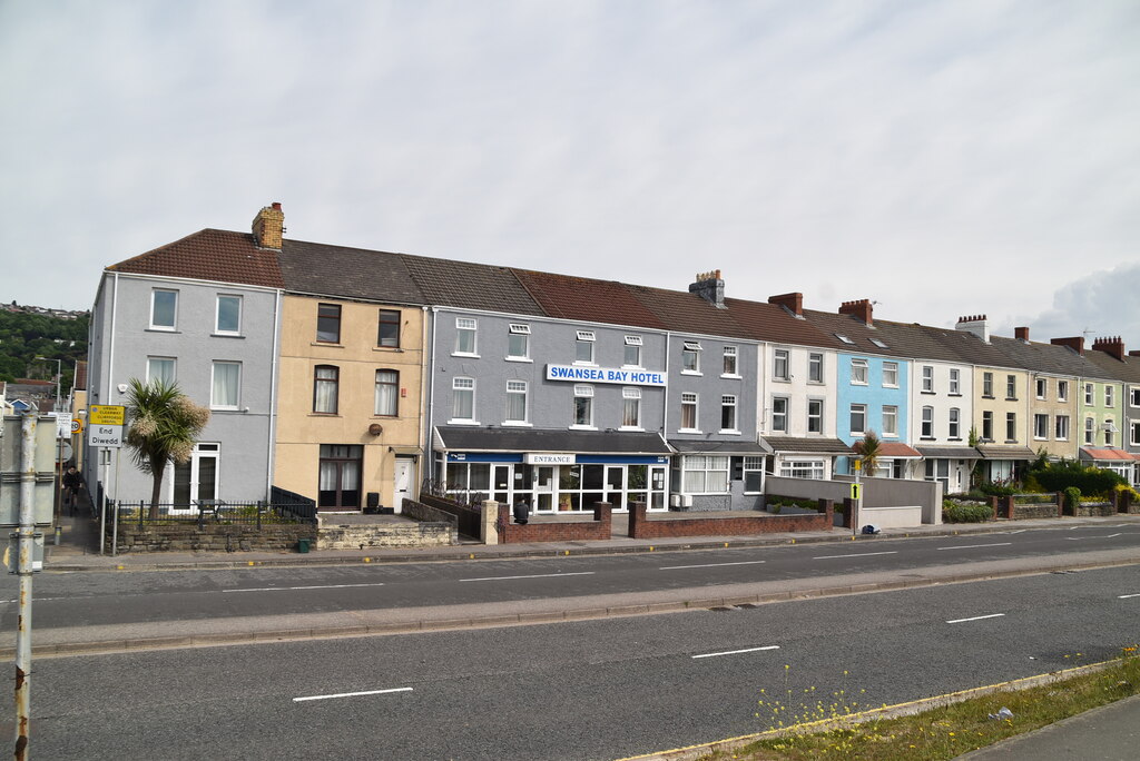 Swansea Bay Hotel © N Chadwick :: Geograph Britain And Ireland