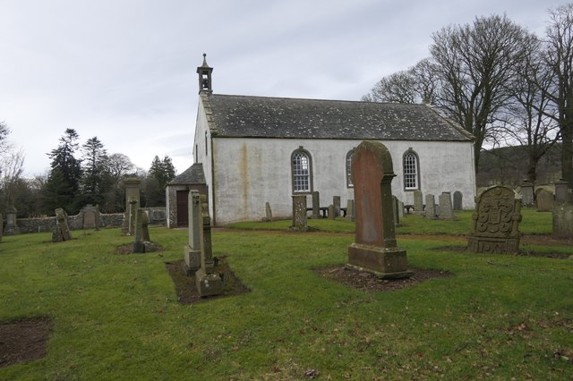 Inverarity Church © Mary Rodgers cc-by-sa/2.0 :: Geograph Britain and ...