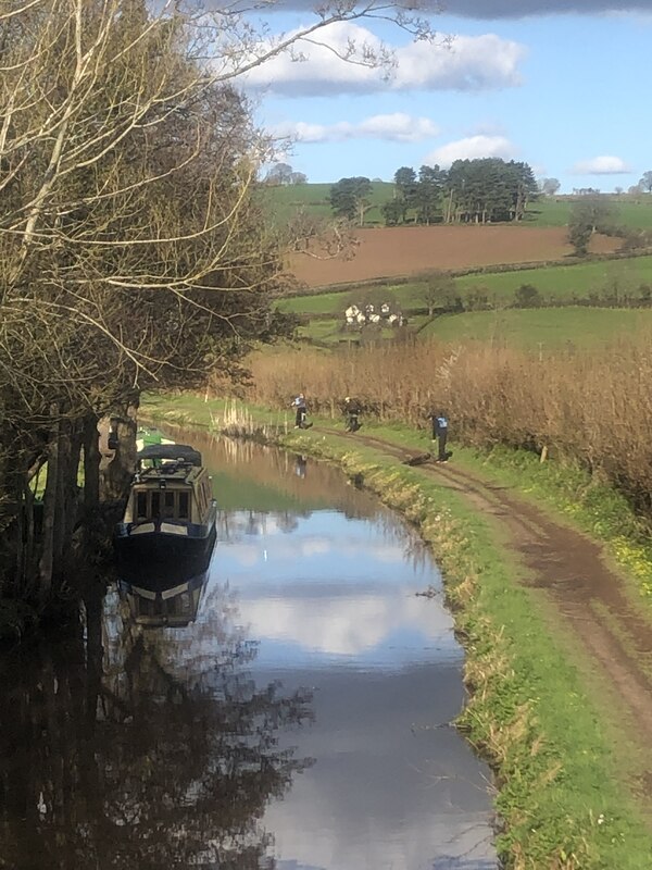 Cyclists on the towpath at Llanhamlach © Eirian Evans cc-by-sa/2.0 ...