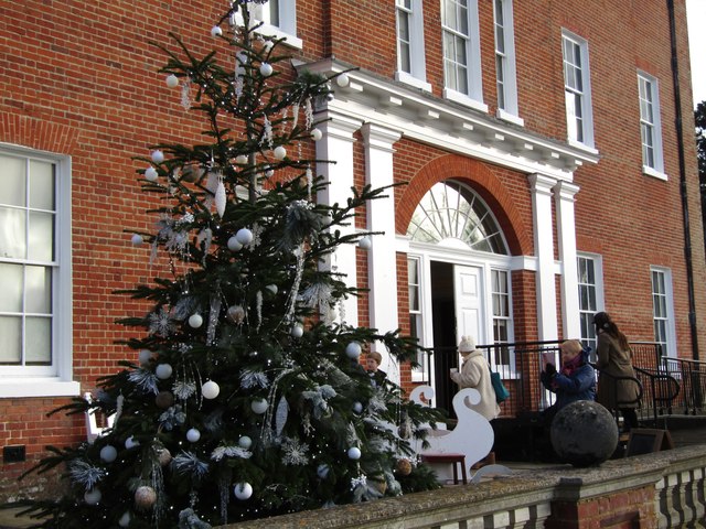 Hatchlands Park Christmas 2023 © Colin Smith Cc By Sa 2 0 Geograph