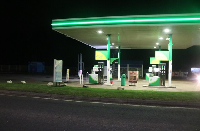 BP petrol station on Watling Street,... © David Howard cc-by-sa/2.0 ...