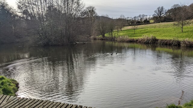 Lake at Netherton House (Abberley) © Fabian Musto cc-by-sa/2.0 ...