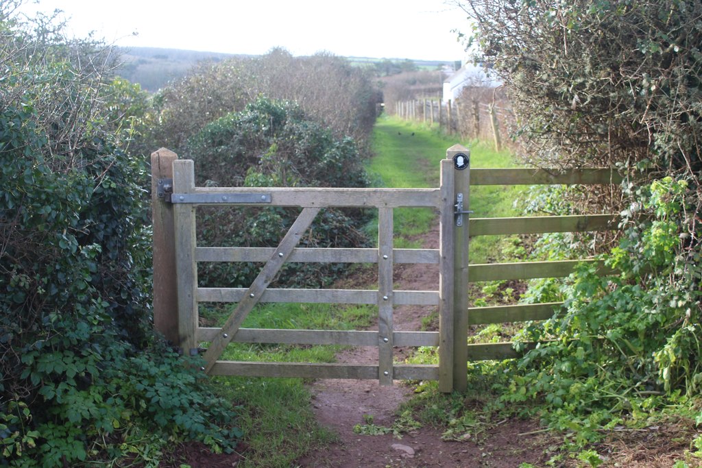 Gate on path to The Old Point House © M J Roscoe cc-by-sa/2.0 ...