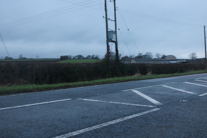 The A48, Hartland's Hill © David Howard cc-by-sa/2.0 :: Geograph ...