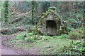 Disused smokehouse, Castle Dock Wood