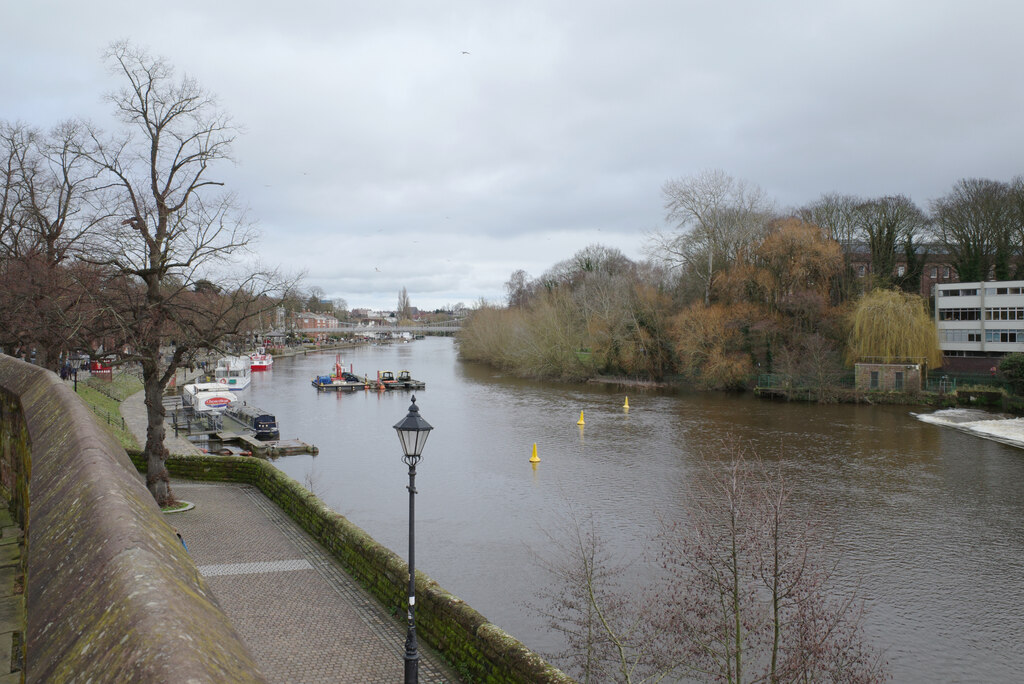 The River Dee seen from The City Walls,... © habiloid cc-by-sa/2.0 ...
