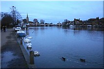 SU8486 : River Thames at Marlow by Bill Boaden