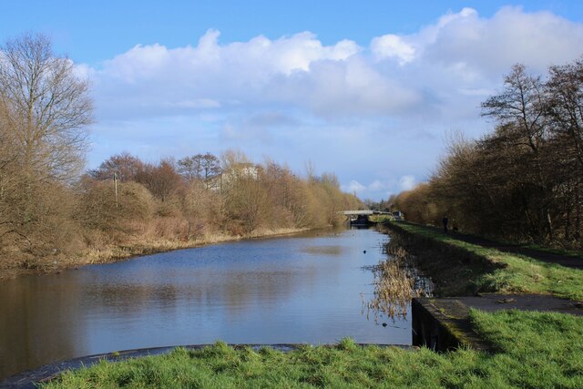 Forth and Clyde Canal © Richard Sutcliffe :: Geograph Britain and Ireland