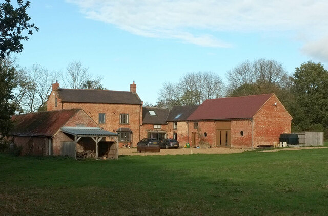 Idlicote Hill Farm © Derek Harper cc-by-sa/2.0 :: Geograph Britain and ...