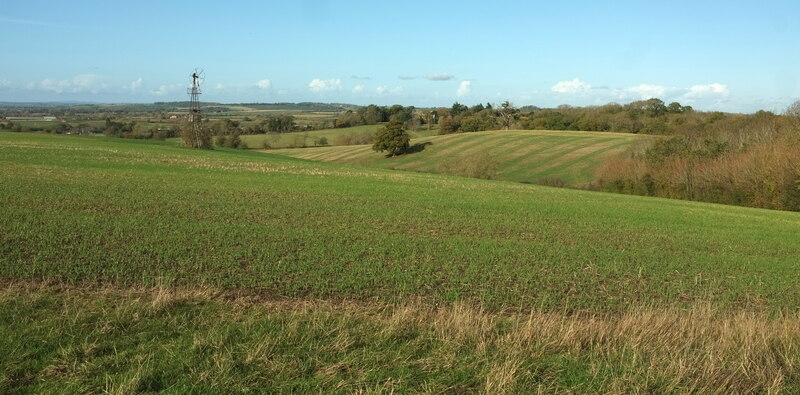 Farmland, Idlicote Hill © Derek Harper cc-by-sa/2.0 :: Geograph Britain ...