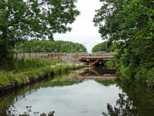 Canal M54 crossing near Coven Heath,... © Roger D Kidd cc-by-sa/2.0 ...