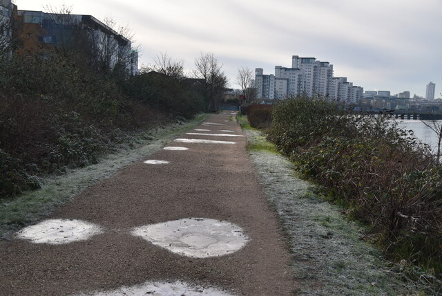 Thames Path © N Chadwick :: Geograph Britain and Ireland