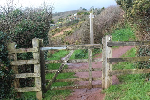 Gate on Coast Path at a boundary © M J Roscoe cc-by-sa/2.0 :: Geograph ...