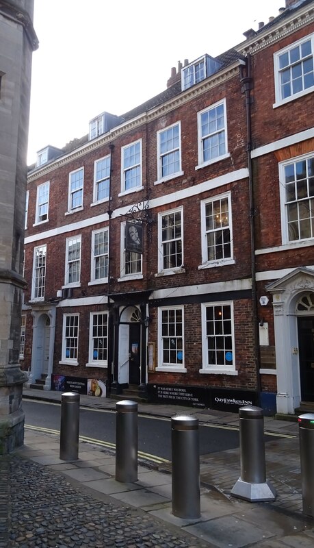 The Guy Fawkes Inn © JThomas cc-by-sa/2.0 :: Geograph Britain and Ireland