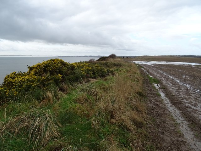 Headland Way towards South Landing © JThomas cc-by-sa/2.0 :: Geograph ...