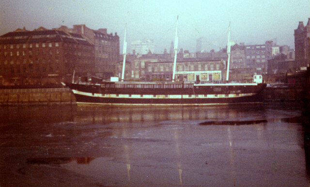 HMS Carrick, Glasgow © Thomas Nugent :: Geograph Britain and Ireland