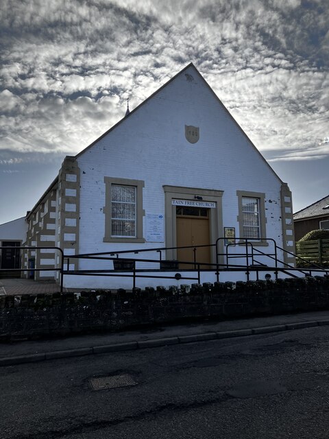 Tain Free Church © Dave Thompson cc-by-sa/2.0 :: Geograph Britain and ...