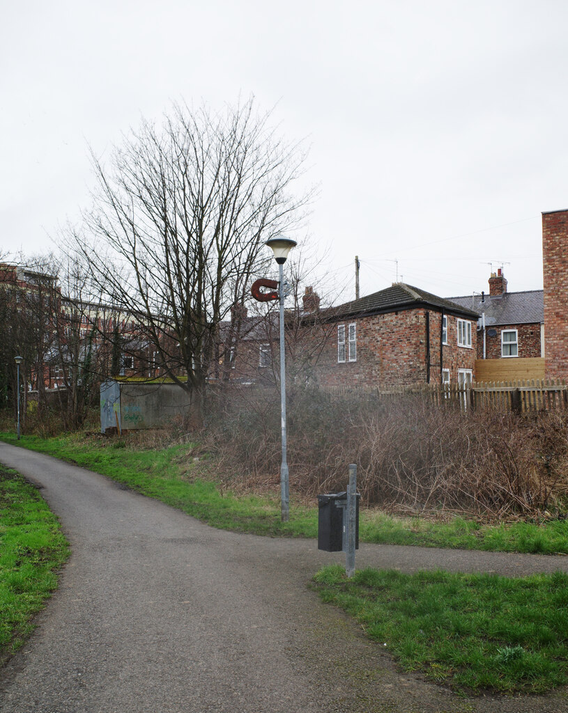 Foss Islands Cycle Path near Ashville... © habiloid cc-by-sa/2.0 ...