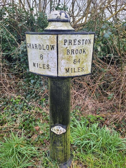 Canal Mile Marker, Derby © Billy Hufton cc-by-sa/2.0 :: Geograph ...