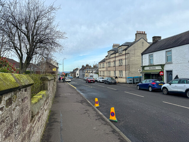 Auchterarder High Street © Ralph Greig :: Geograph Britain and Ireland