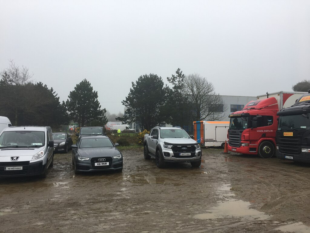 Gravel parking area at Clonakilty... © Steven Brown cc-by-sa/2.0 ...