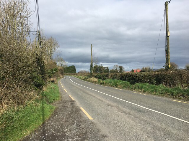 R660 north of Boherlahan © Steven Brown cc-by-sa/2.0 :: Geograph Ireland