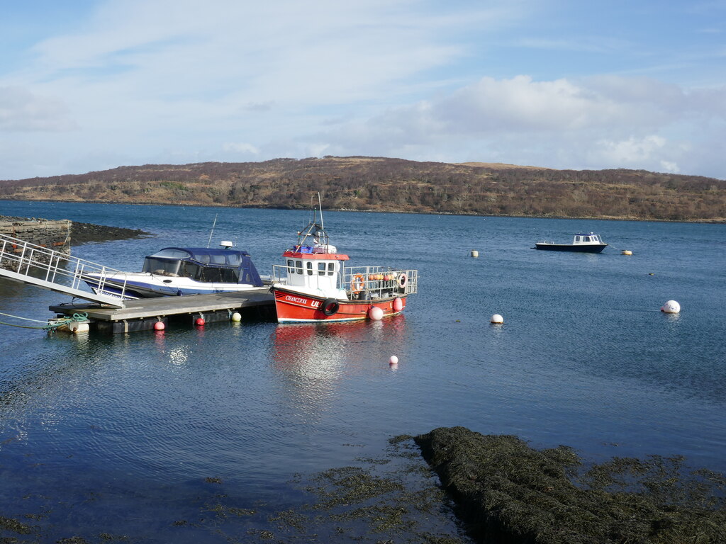 Harbour at Toberonochy © Jonathan Thacker :: Geograph Britain and Ireland