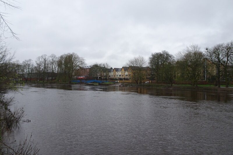 Ouse and Foss confluence © DS Pugh cc-by-sa/2.0 :: Geograph Britain and ...