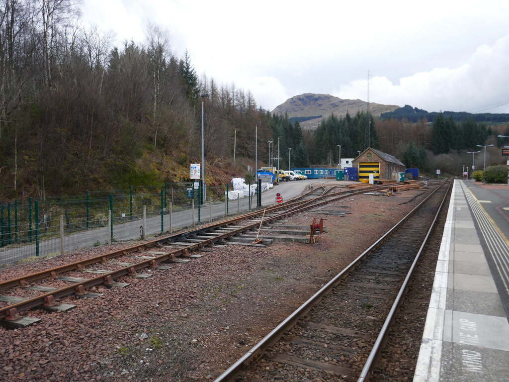 Engineers' depot, Crianlarich station © Jonathan Thacker :: Geograph ...