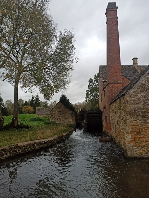 Watermill in Lower Slaughter © Dani cc-by-sa/2.0 :: Geograph Britain ...