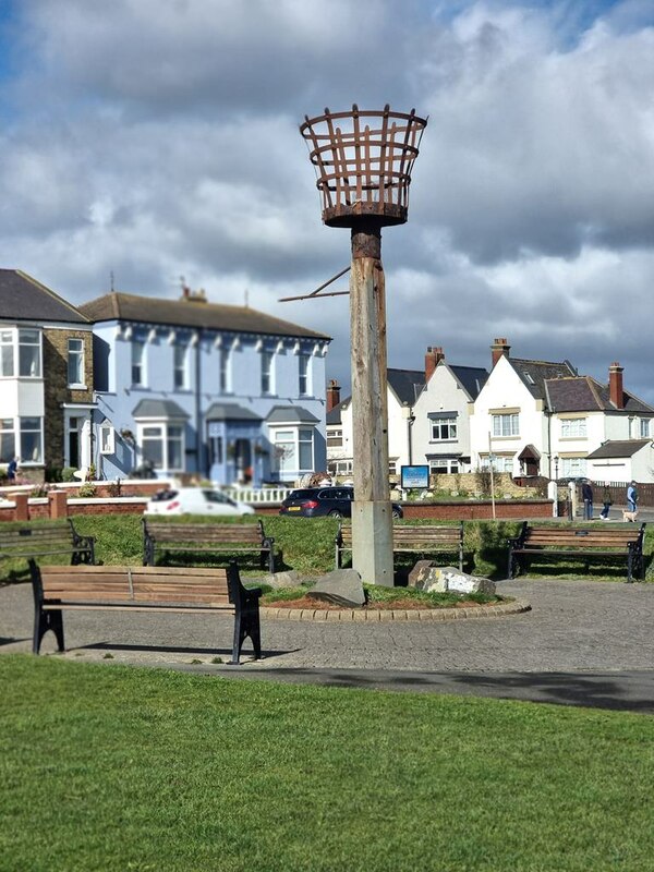 Beacon on Seaton Carew sea front © Oliver Dixon cc-by-sa/2.0 ...