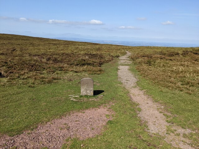 A necessary path marker on Llech y... © David Medcalf :: Geograph ...